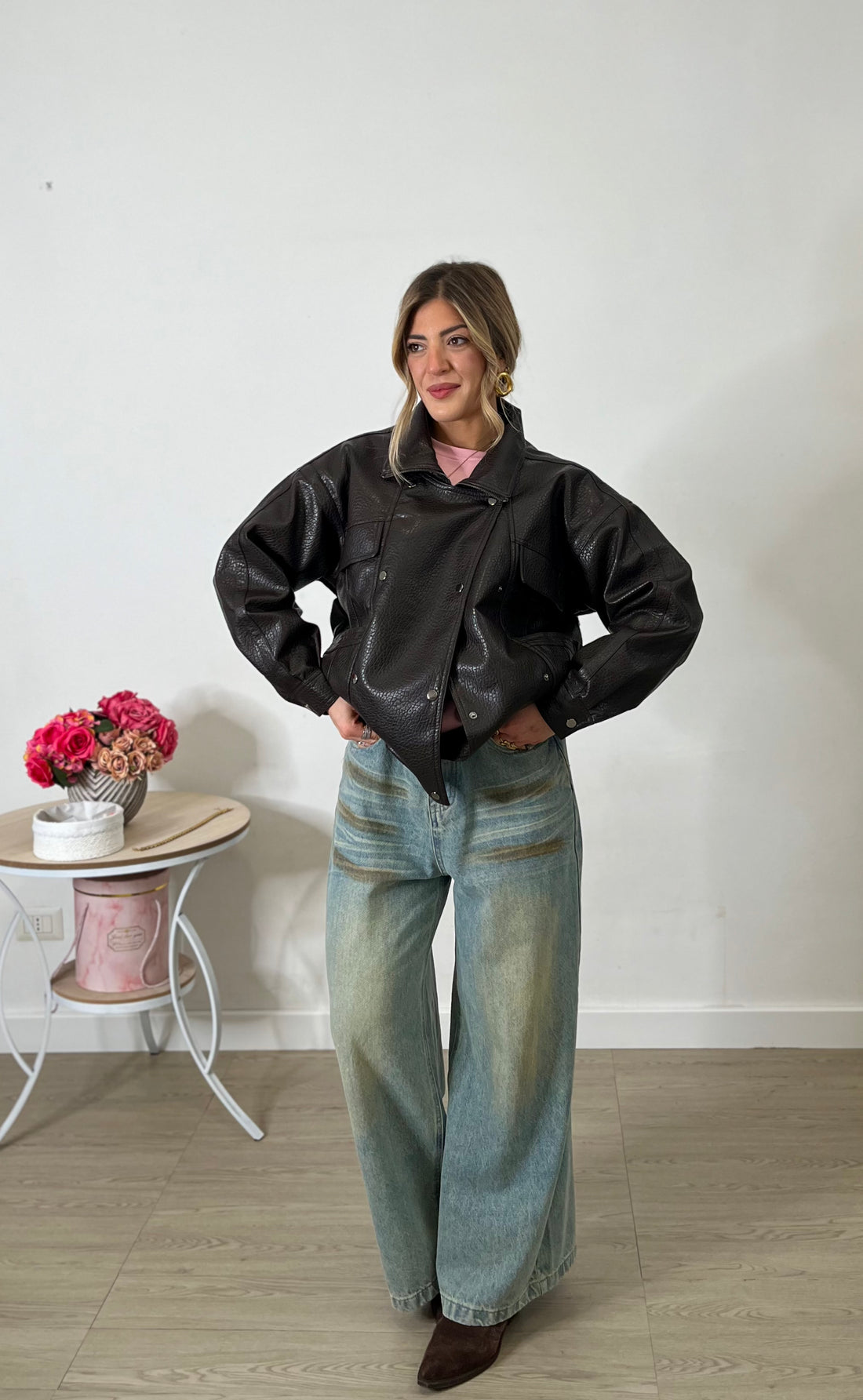 Jeans wide leg con lavaggio Sfumato