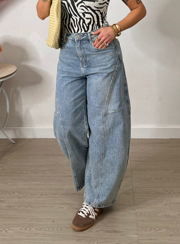 Jeans Balloon con cuciture a contrasto