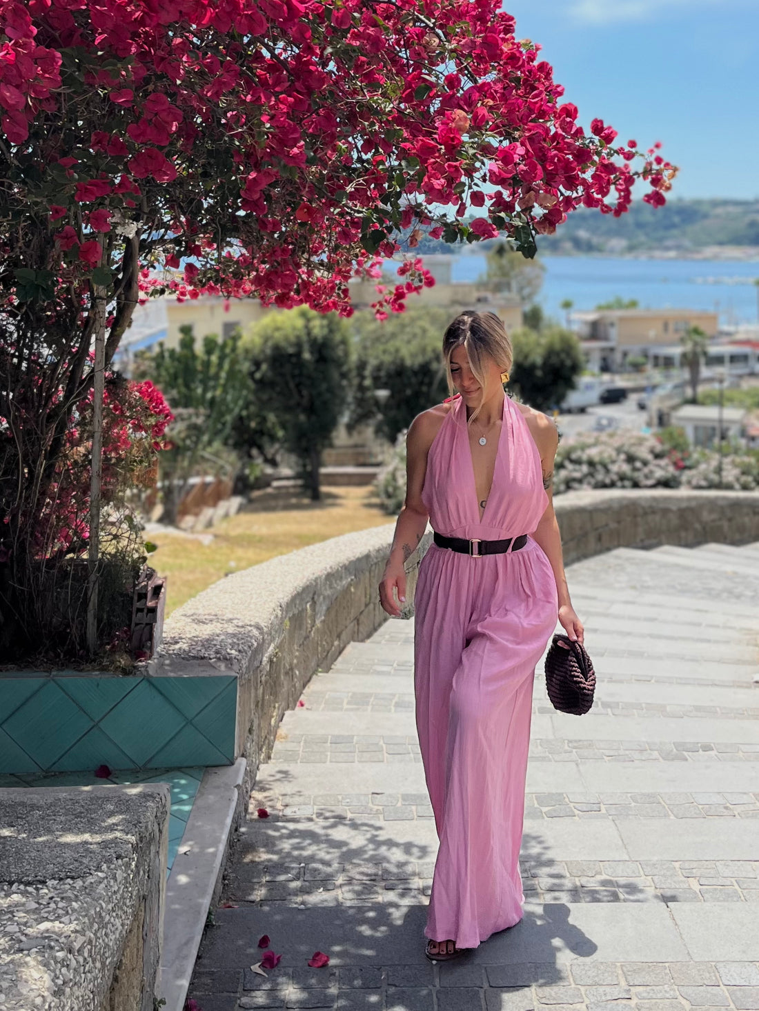 Tuta intera in viscosa con cintura - rosa