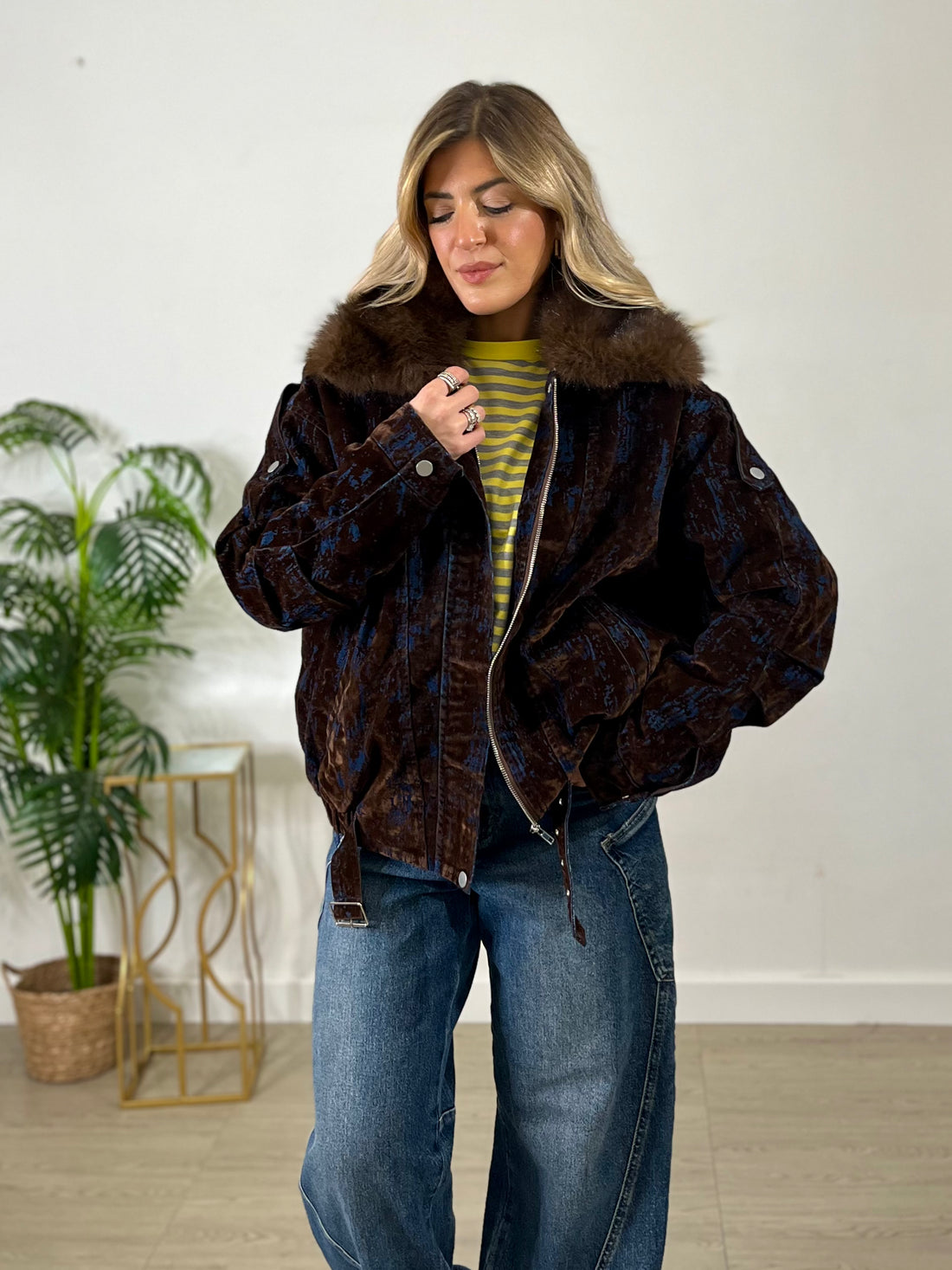 Bomber Imbottito con Collo in Pelliccia - blu e marrone