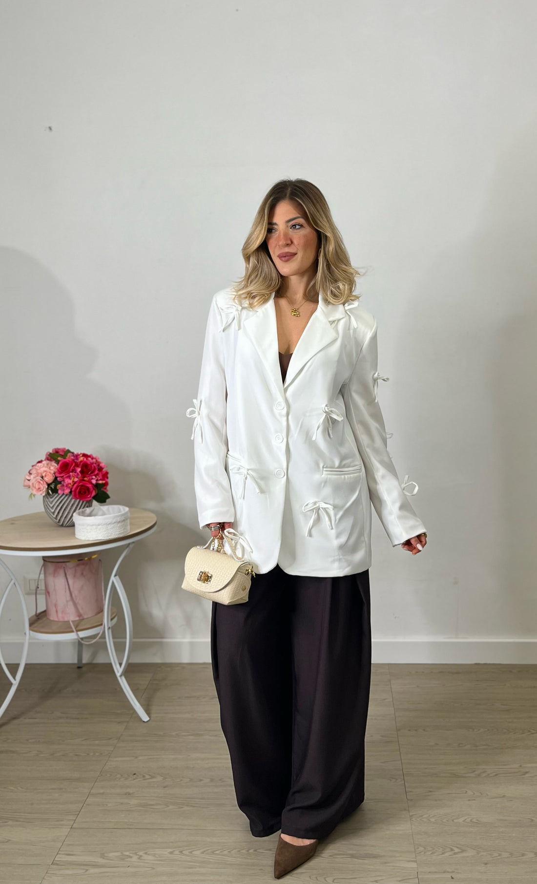 Blazer con fiocchetti - bianco