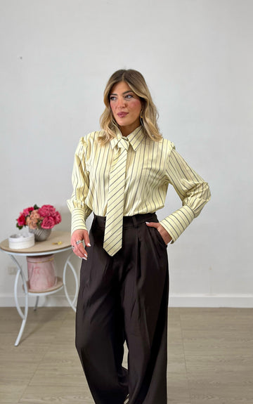 Camicia con cravatta - gialla