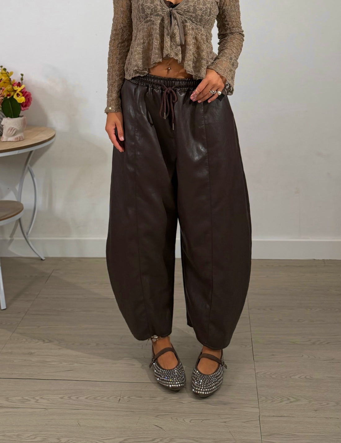 Pantalone balloon in ecopelle - marrone